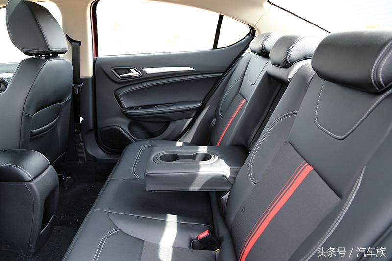 中华h3和宝马对比哪个好,中华h3这款车怎么样值得购买吗