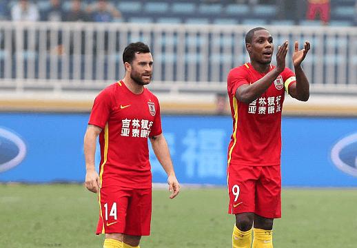 中超武磊单刀破门救主,武磊上港对亚泰