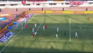 中超武磊单刀破门救主,武磊上港对亚泰