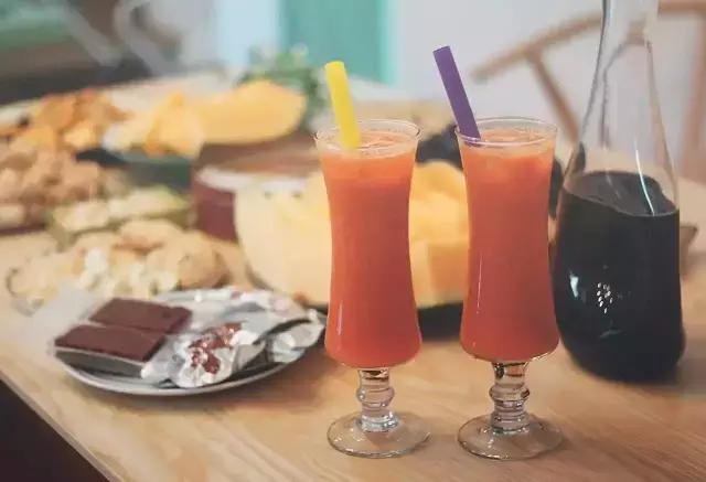 不用逃离北上广，他花10万任性改造租来的破院照样活得率性精彩