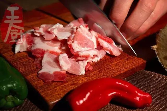 肉香笋鲜的春笋炒五花肉,鲜笋炒五花肉的图片