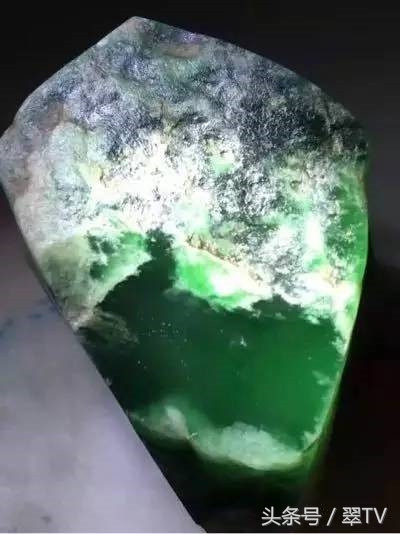 淘宝直播开窗翡翠赌石,房山翡翠赌石开窗色料