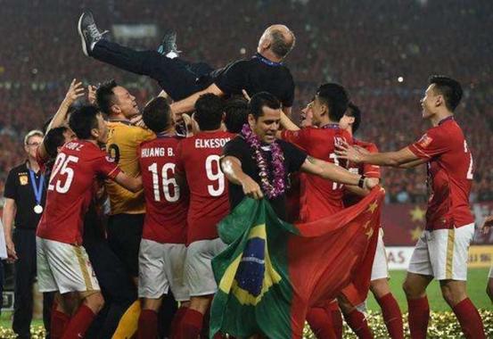 亚冠中超德比上港胜苏宁,中超风云再起