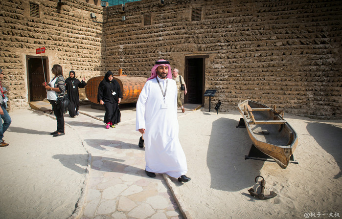 迪拜真的全是豪车吗,迪拜真的像网上传的那样吗