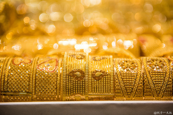 迪拜真的全是豪车吗,迪拜真的像网上传的那样吗