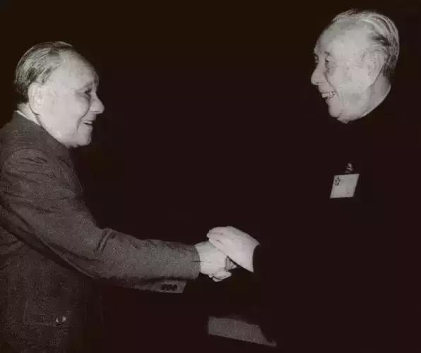 这位曾“被判死刑”的民主*党**派领导人，你还记得吗？