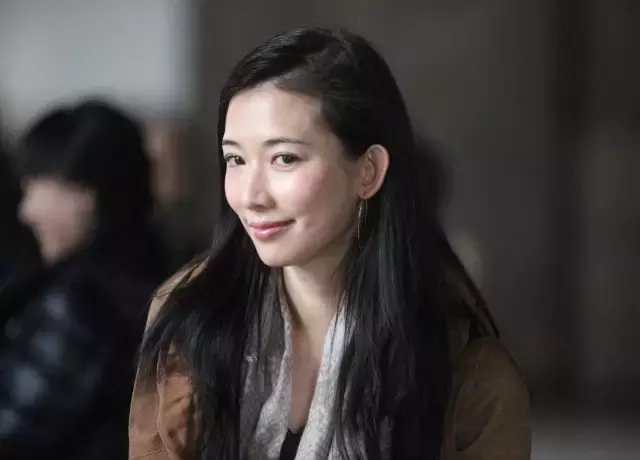 素颜技巧,get起来!伪素颜重点在于眉毛和眼线,明星妆小心机