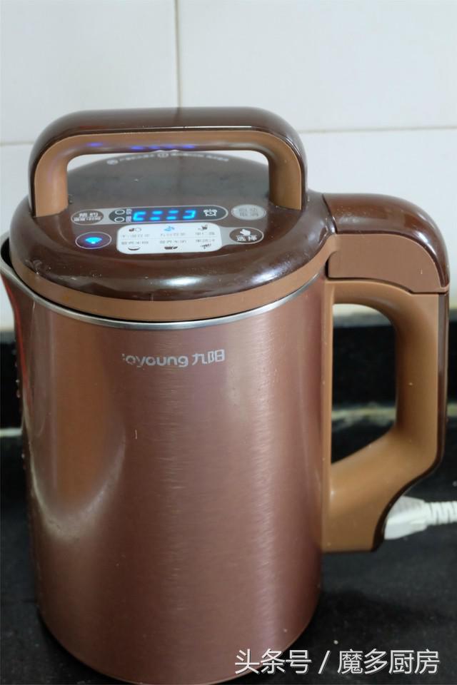 做豆浆补血补钙补肾都有哪些谷物,有营养又降火的早餐豆浆