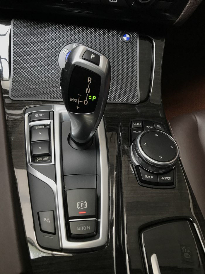 2017宝马525实测百公里加速,宝马525行驶一万公里油耗10.3