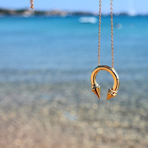 职场首饰的佩戴,刚步入职场新人怎么佩戴首饰