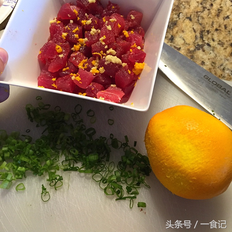 金枪鱼鳄梨蔬果沙拉,健康减糖沙拉