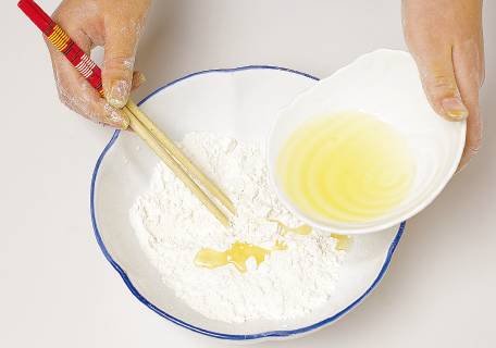 做烧饼怎么和面比较软和好吃,烧饼怎样和面才好吃