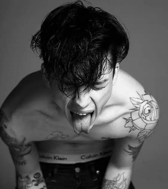 omg真人出镜,omg颜值队