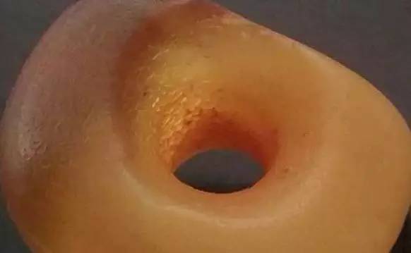 烤色蜜蜡和老蜜蜡的鉴别,老蜜蜡的鉴别方法和图片