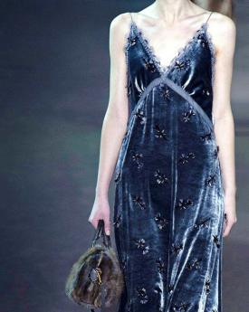 当林嘉玲风格与足球STYLE相撞？！