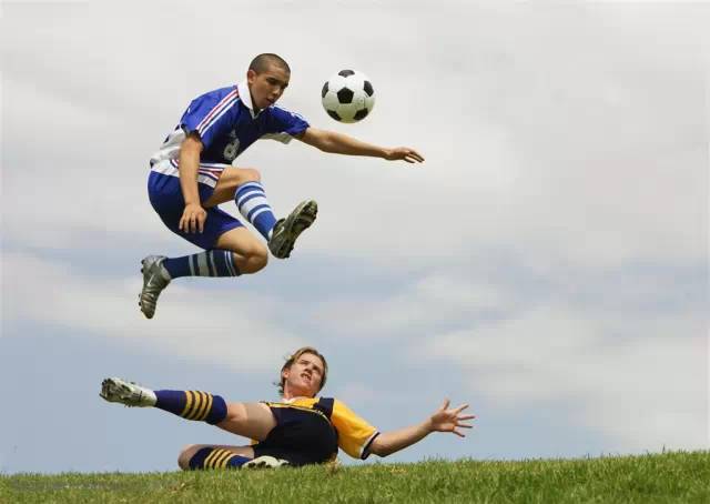 咱踢球人为何如此自信？其实原因很简单……