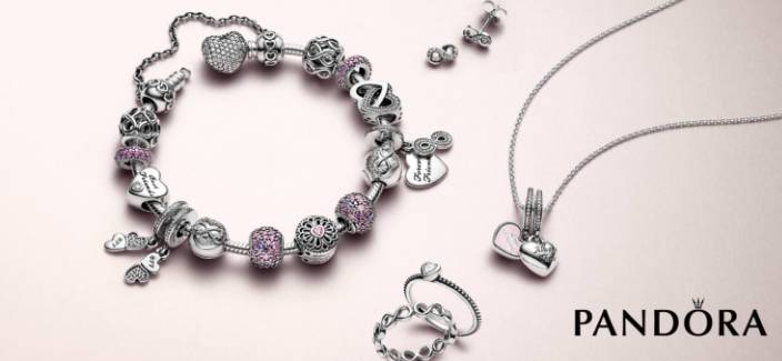 一入门窗深似海下一句是什么,一入侯门深似海三个字