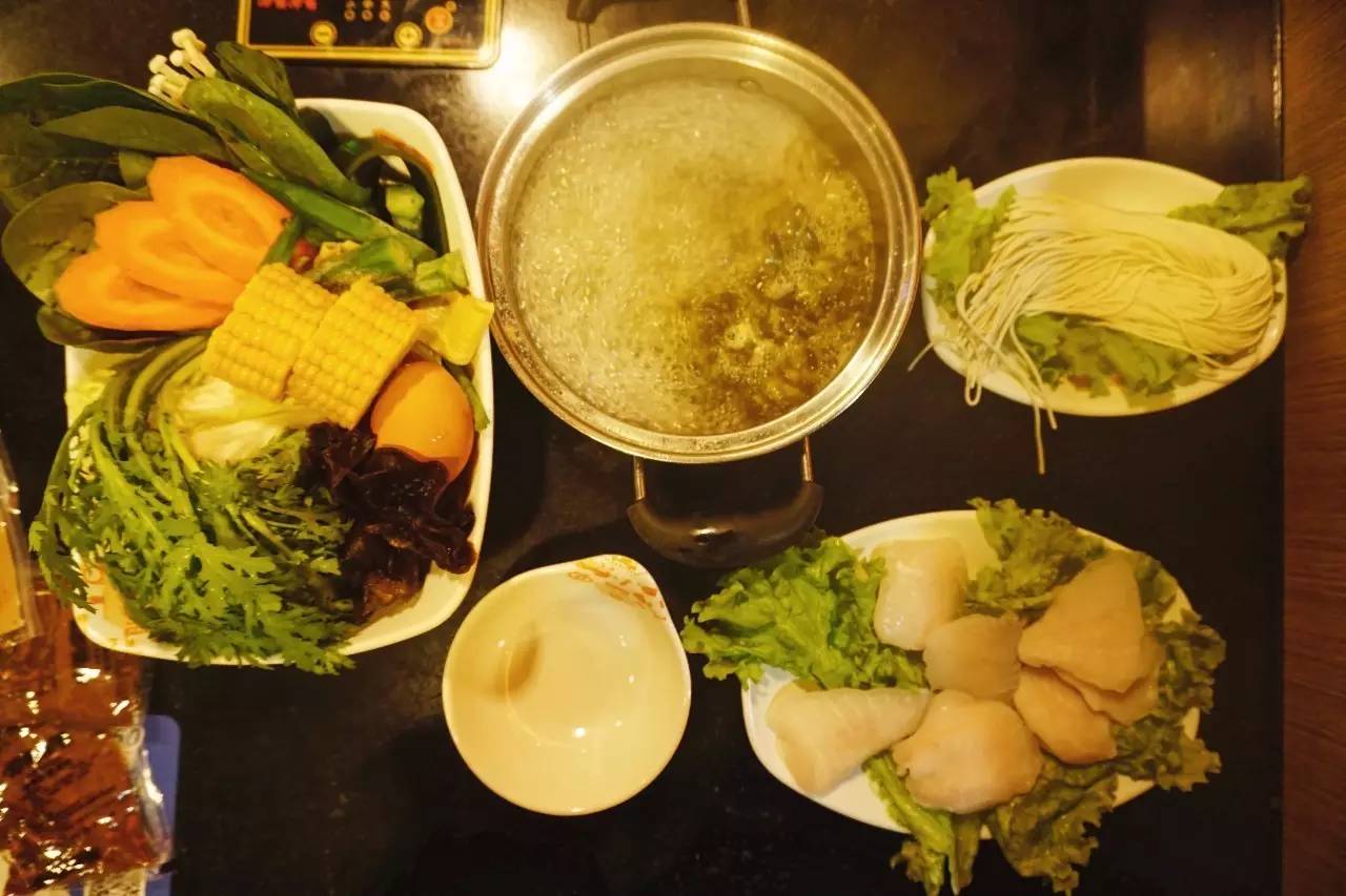 呷哺呷哺金汤酸菜锅底料,呷哺呷哺金汤酸菜锅