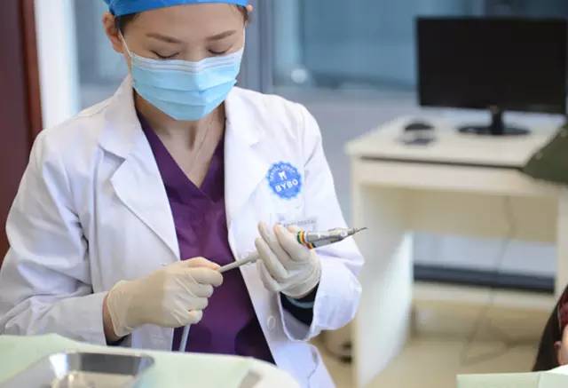 拜博洗牙如何,拜博超声波洗牙和舒适洁牙的区别