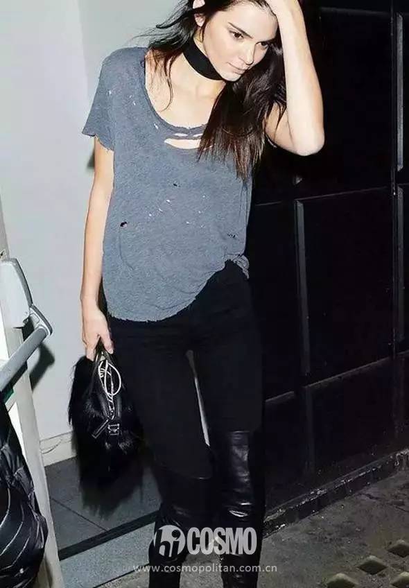 时髦破衣服,今年最流行的破洞上衣