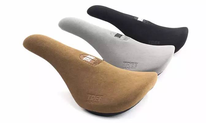 如何挑选合适自己的坐垫,如何挑选适合摩托骑行的座垫