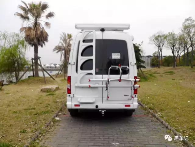 小空间大行程,大通原厂2018款b型房车体验