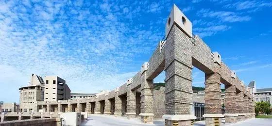 大连口碑学校排行榜,大连最贵的私立学校排名