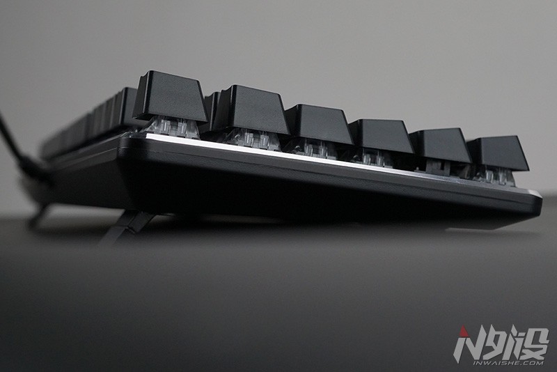 腹灵光魔键盘拆解,腹灵光魔凯华光轴机械键盘评测