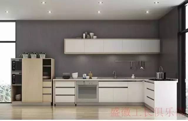 橱柜面板哪种最好,橱柜面板种类烤漆