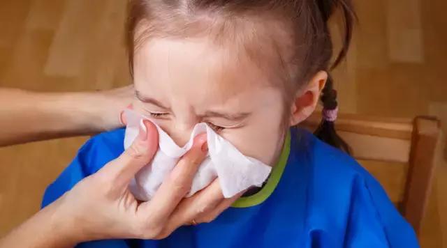 1岁宝宝鼻塞流涕如何缓解,缓解鼻塞流涕药物
