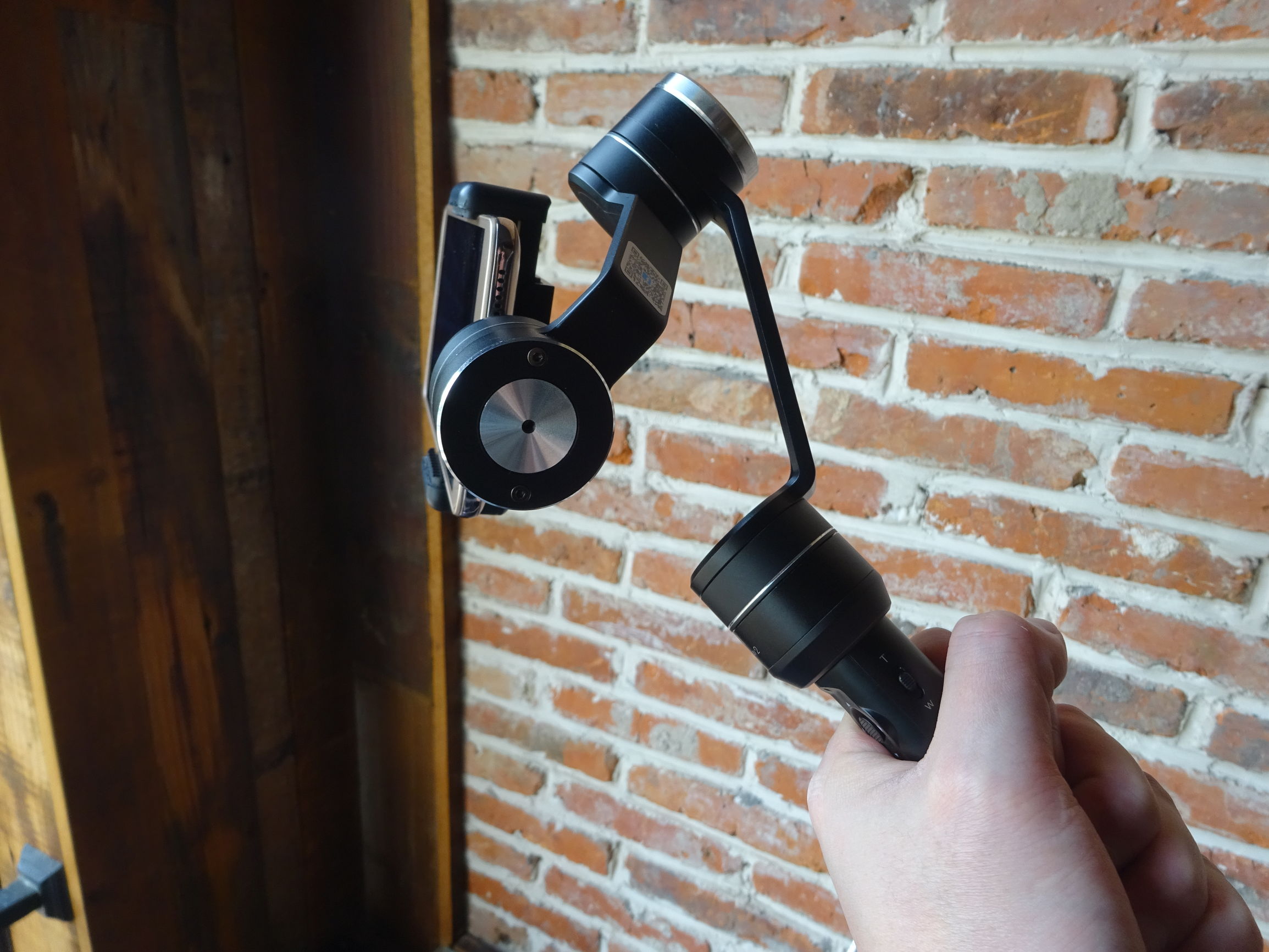 悠拍助力帕金森患者拍出不一样的视频！悠拍手机稳定器上手！