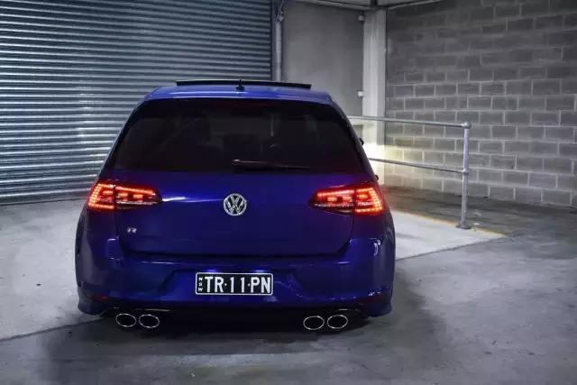 本想把EVO卖掉跳出改装坑，买了高尔夫7R后却又重新“吸毒”