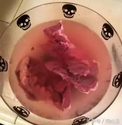 这美女厉害了！福州女大学生手绘人体解剖图太逼真！