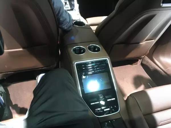 2021上海车展超吸睛的几款豪车,价值好几亿的豪车