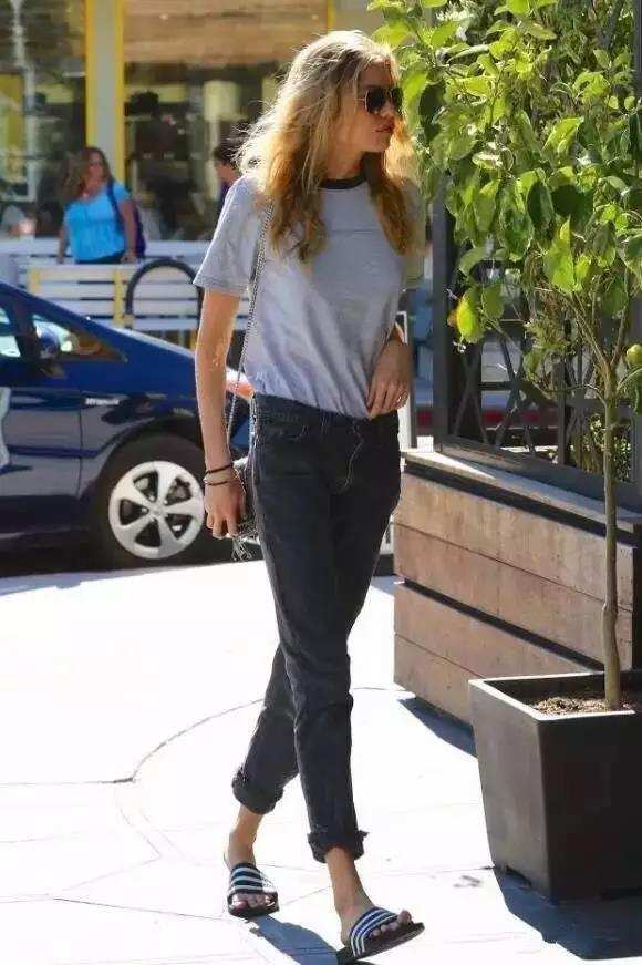 何苦买仿制名牌鞋成本30元，这5双丑鞋今年这么火，值得入手呀