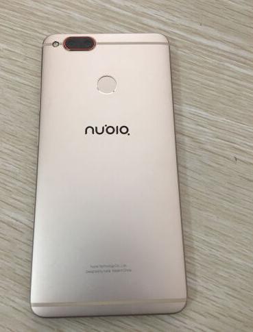 鍔瘮浜歾17mini鏇存崲澶栧睆,鍔瘮浜歾17mini鏇存崲鐢垫睜