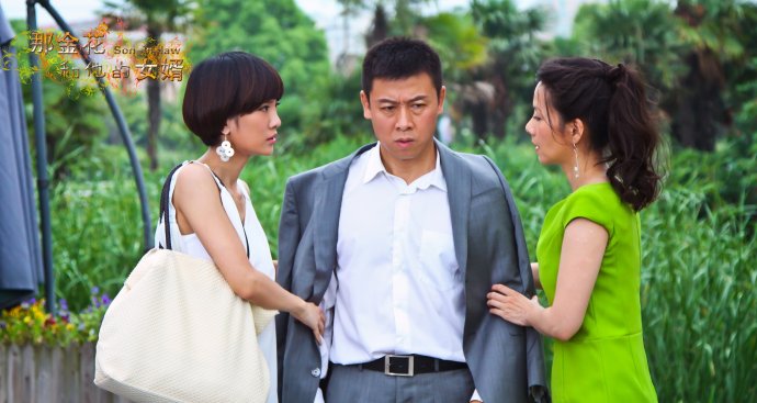 第一代岩男郎凭一剧爆红，出道30年零绯闻，和美妻恩爱25年