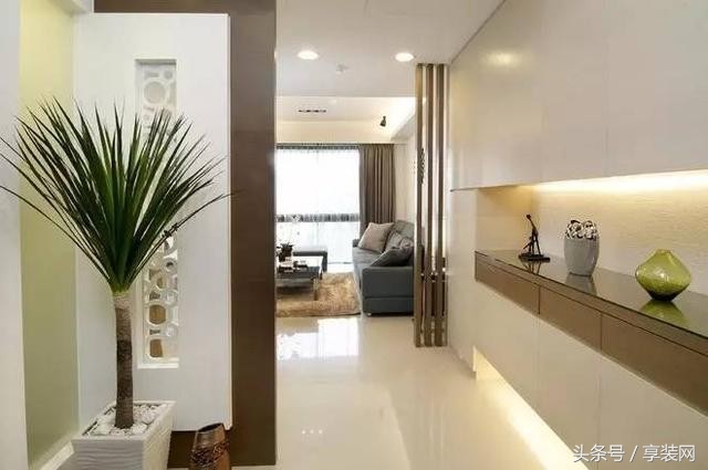 入户门和客厅窗户对着算穿堂煞吗,大门对着客厅有穿堂煞