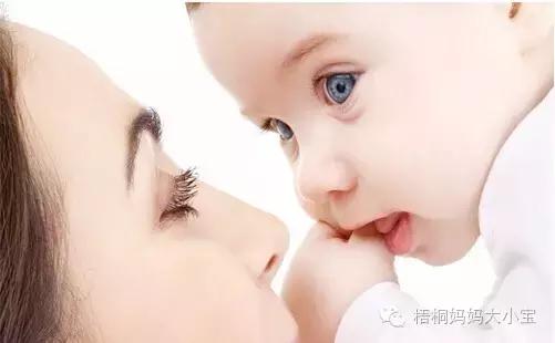 「桐妈原创」做一个背奶的上班族妈妈,是一个无奈的选择