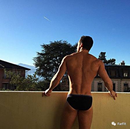 导致臀部肥胖的原因是什么,40的女人臀部肥胖怎么减肥