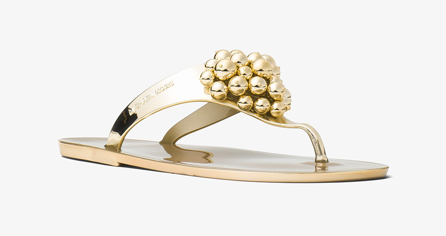 我们为你挑了8双拖鞋，这个夏天它是你最舒适也最时髦的装备