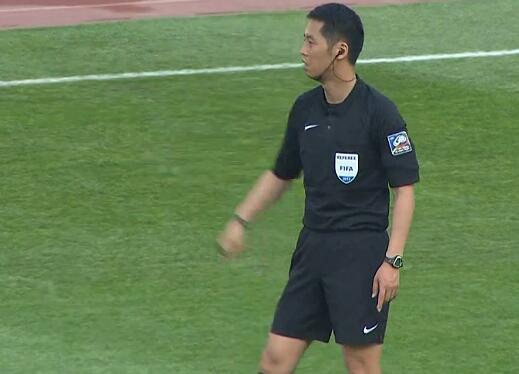 他黑了苏宁又没讨到权健的好中超竟有如此主裁?