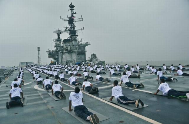 航母上怎么锻炼身体,航母上的健身器材