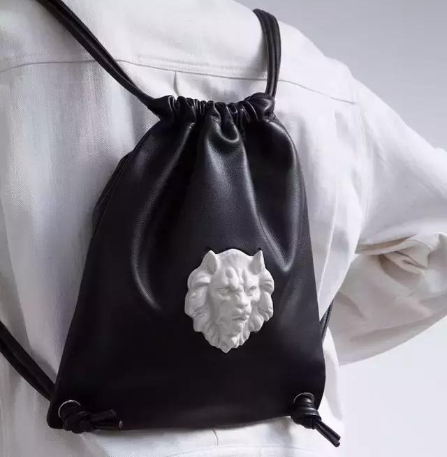 20款好看又实用的女士双肩包推荐,刘雯斜挎休闲包