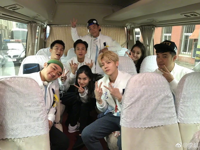 angelababy奔跑吧第六季穿搭,angelababy回归奔跑吧礼服