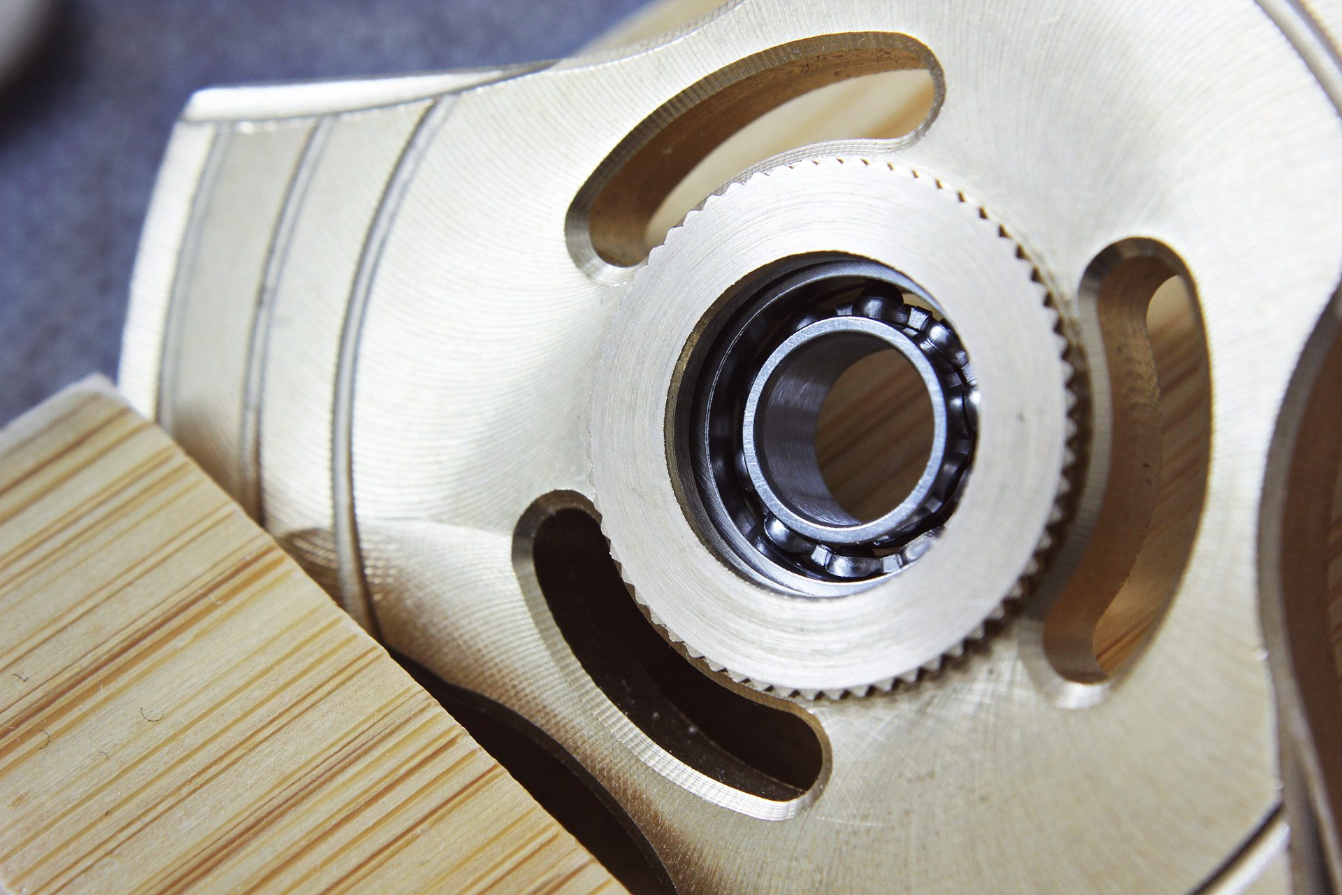 三轴式指尖陀螺简约版,三轴双向指尖陀螺