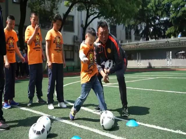 小球大爱公益足球赛,小球大爱公益联赛