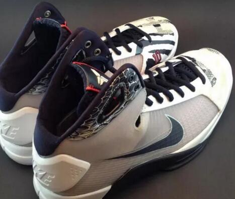 科比真正意义上的第一双耐克鞋,盘点科比的每一双球鞋