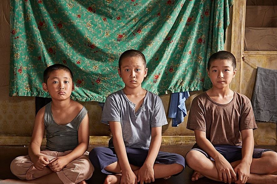 许三观卖血记一乐扮演者,许三观卖血记电影完整版