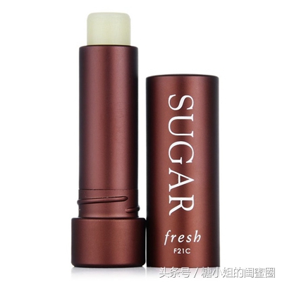 口红呼唤我,唇膏需要我,嘴巴很忙的